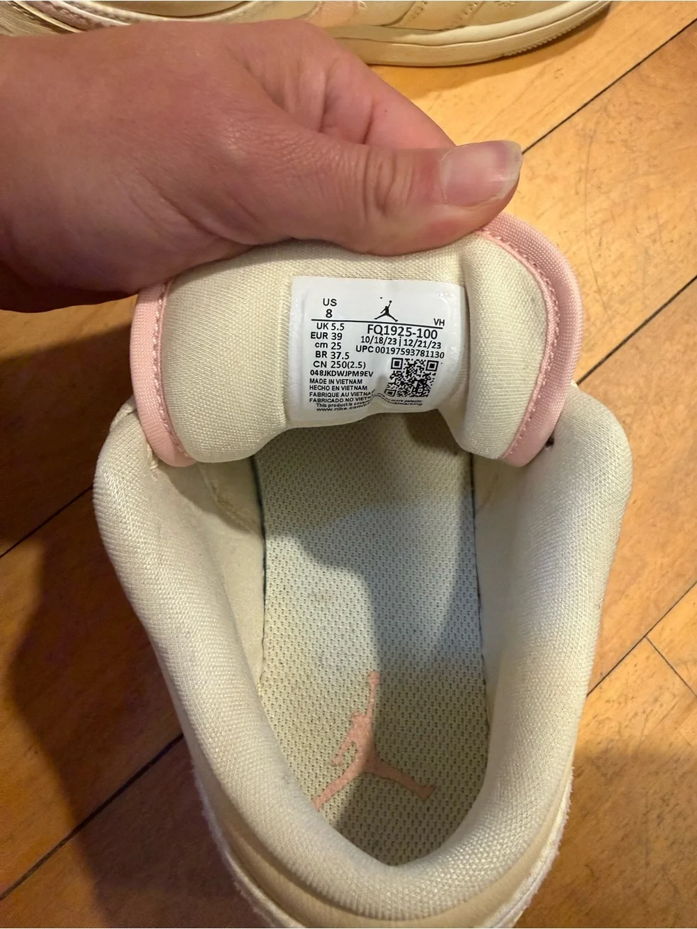 Air Jordan 1 Low SE Cream and Light Pink Low-Top Sneaker
